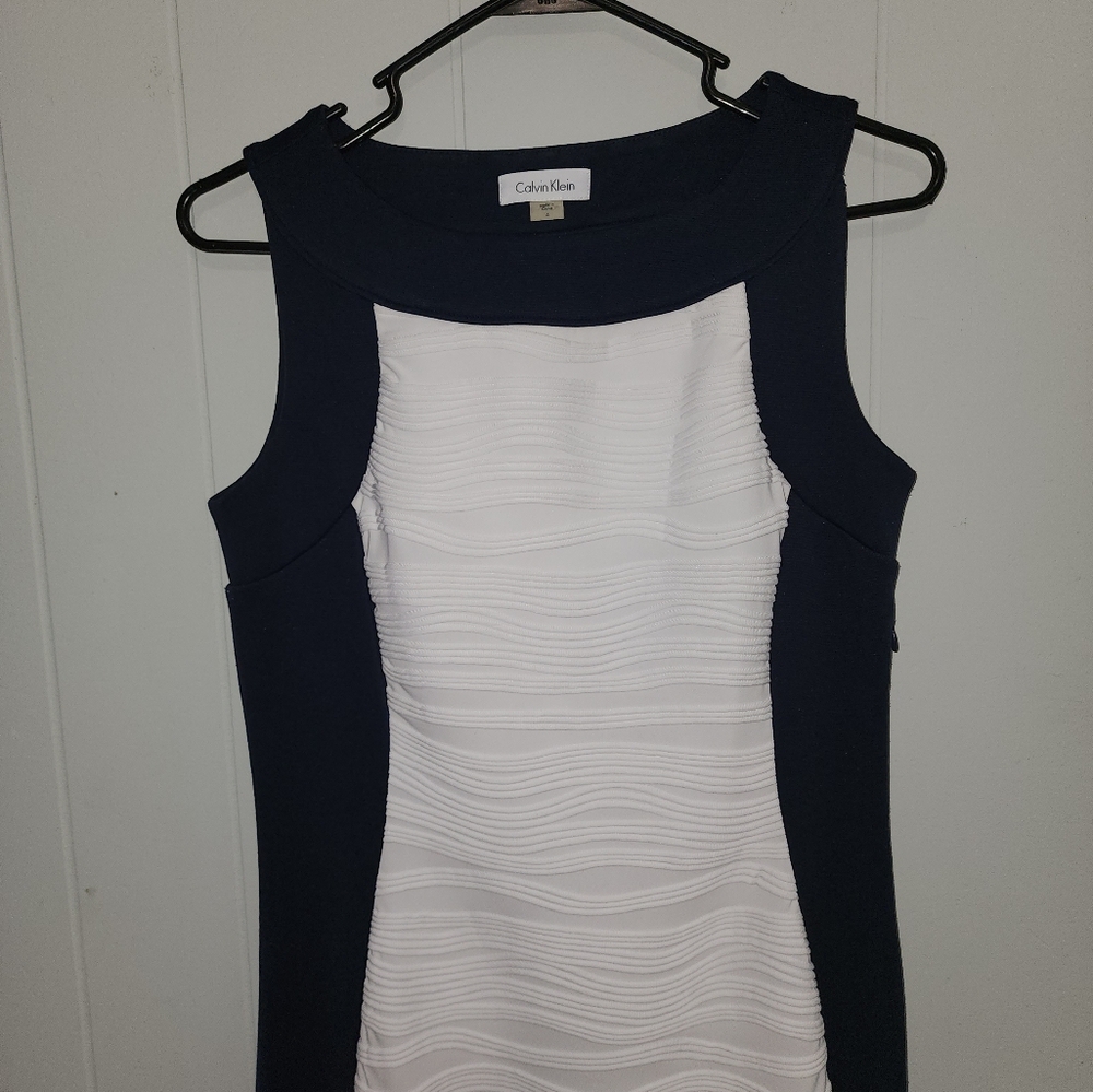 Calvin Klein Classy Gorgeous 😍 Navy Blue And White Dress - Picture 13 of 16